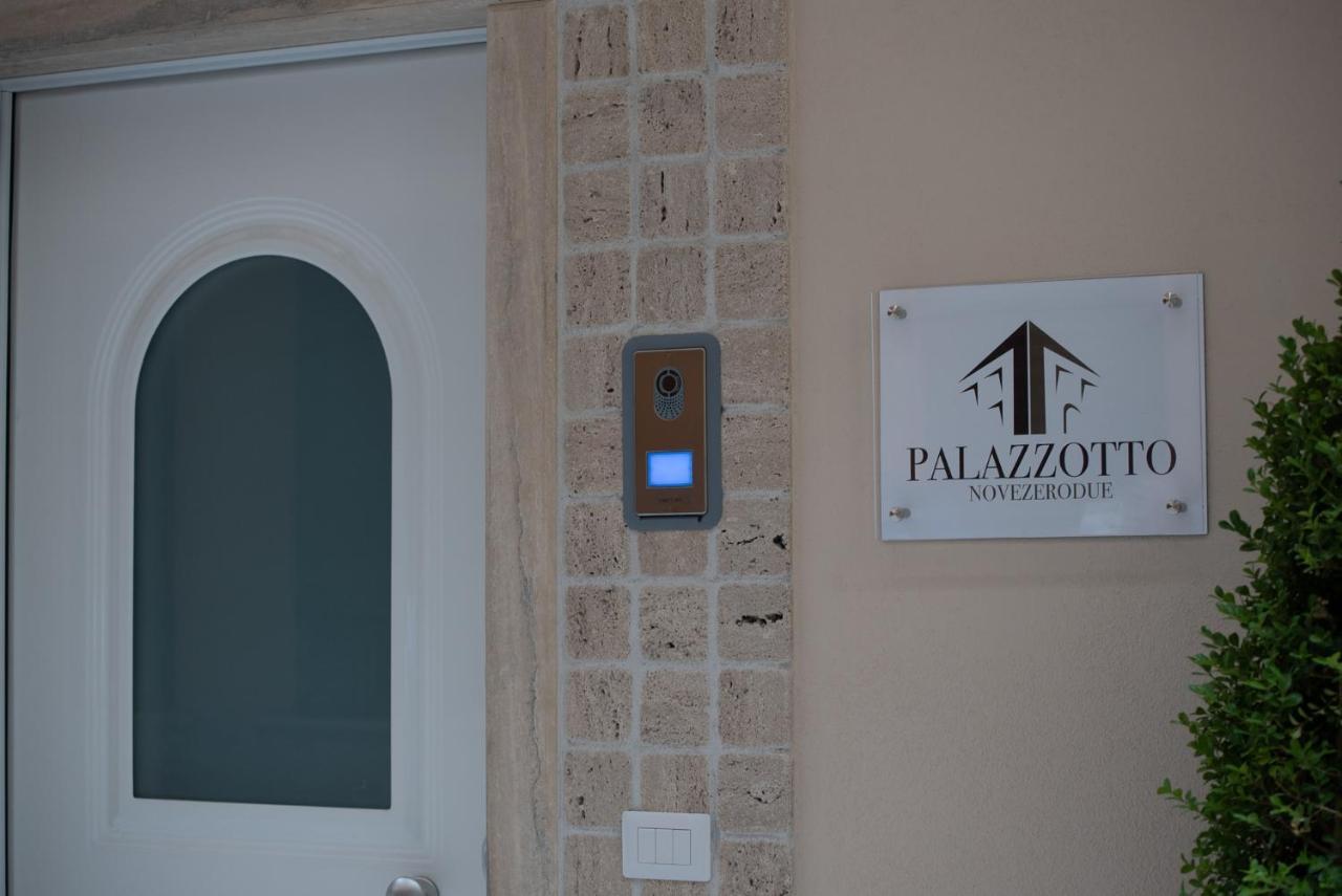Palazzotto 902 Bed and Breakfast Κρότωνας Εξωτερικό φωτογραφία