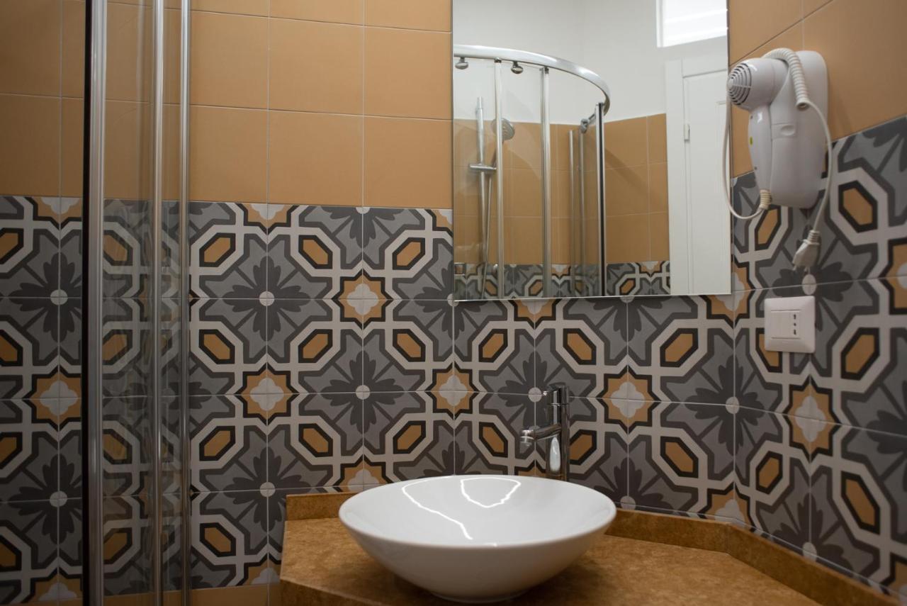 Palazzotto 902 Bed and Breakfast Κρότωνας Εξωτερικό φωτογραφία